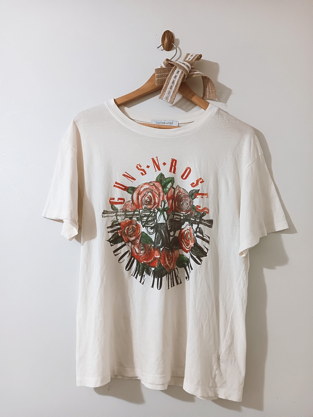 Daydreamer Guns n Roses Welcome To The Jungle Vintage Floral Graphic Band Tee